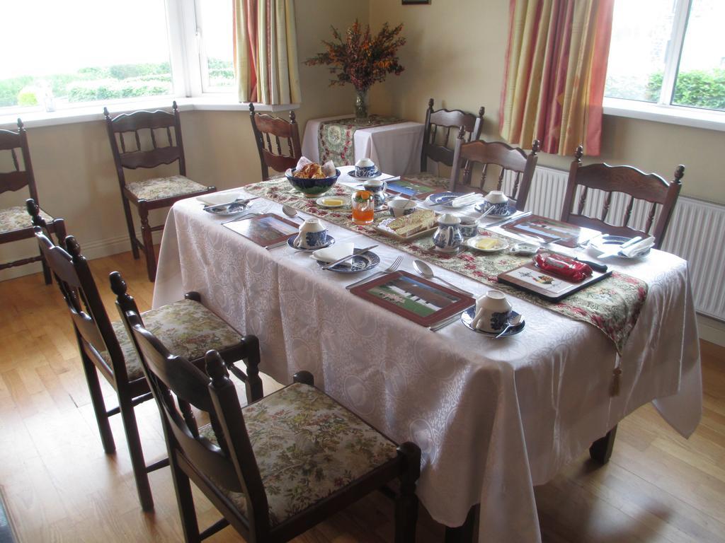 Castle View B&B Freshford Екстериор снимка